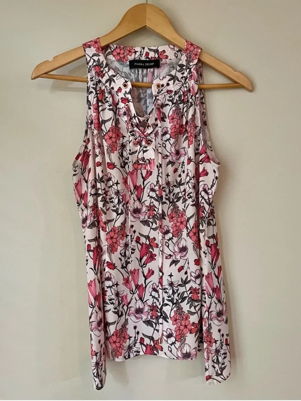 IVANKA TRUMP Sleeveless Pink Floral Lace Up Blouse Women’s XS